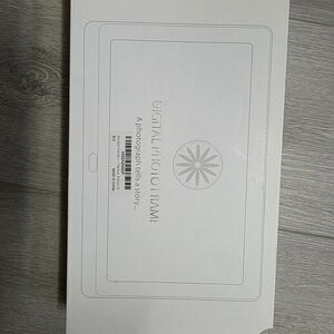 White Digital Photo Frame